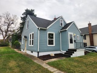 975 6th Street, Marion, IA 52302