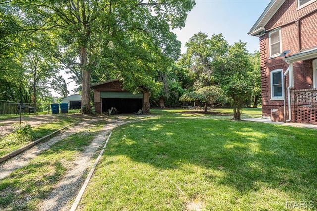 1215 Union Street, Alton, IL 62002