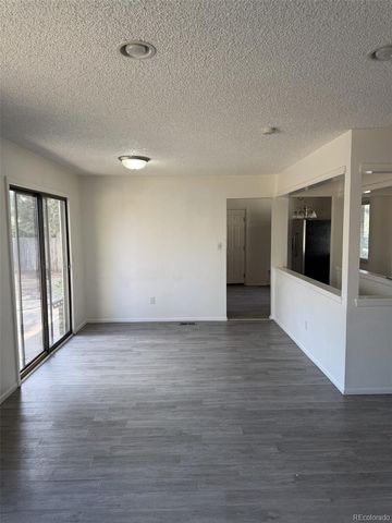 12076 E Montana Place, Aurora, CO 80012