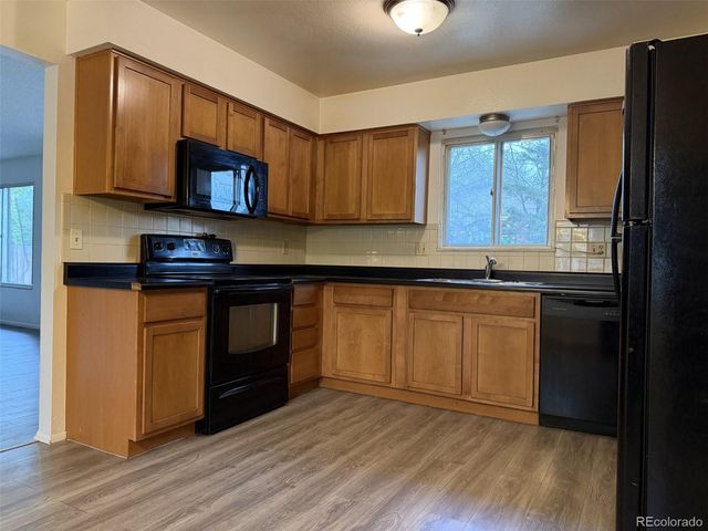 12076 E Montana Place, Aurora, CO 80012