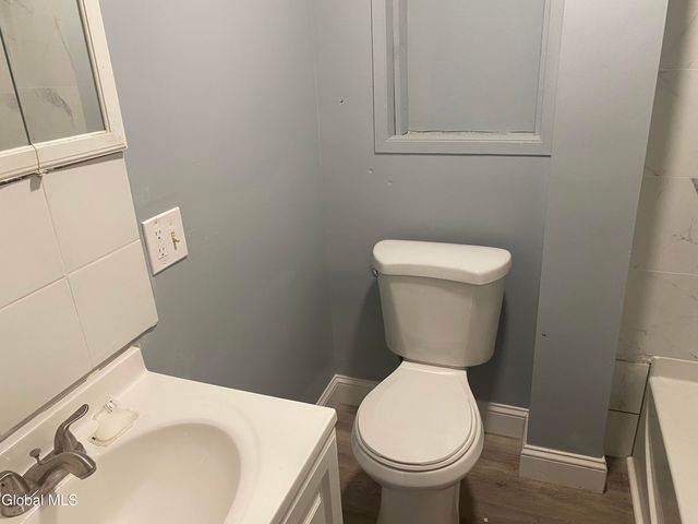 609 Bluff Avenue, Schenectady, NY 12303