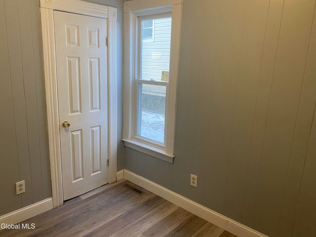 609 Bluff Avenue, Schenectady, NY 12303