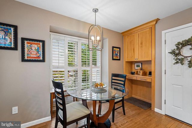 11423 ORCHARD GREEN CT, Reston, VA 20190