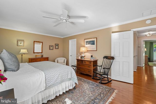 11423 ORCHARD GREEN CT, Reston, VA 20190
