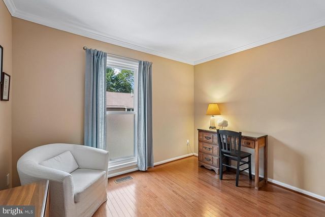 11423 ORCHARD GREEN CT, Reston, VA 20190