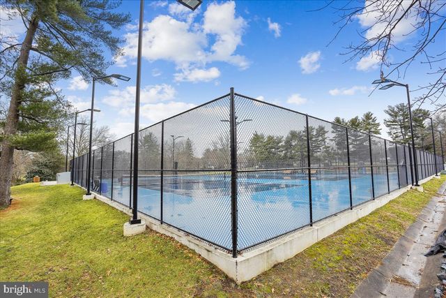 11423 ORCHARD GREEN CT, Reston, VA 20190