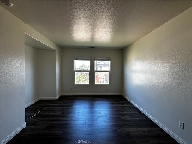 7617 Potter Valley Drive, Eastvale, CA 92880