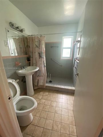 1739 SW 28th Ter, Fort Lauderdale, FL 33312