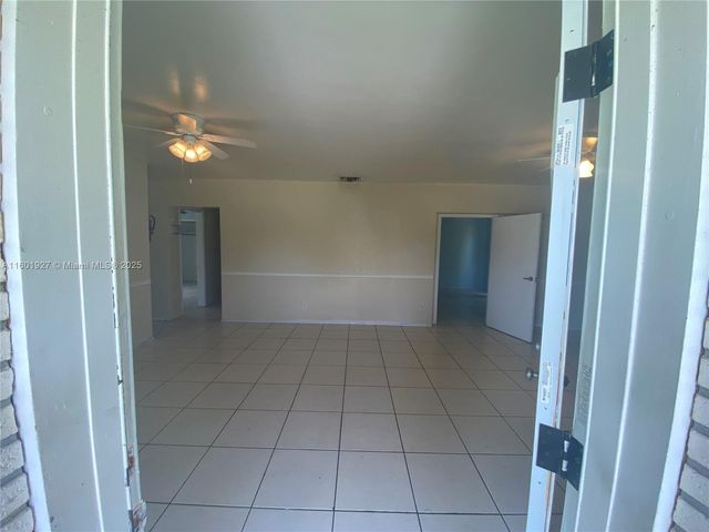 1739 SW 28th Ter, Fort Lauderdale, FL 33312