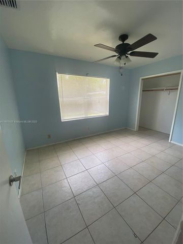 1739 SW 28th Ter, Fort Lauderdale, FL 33312
