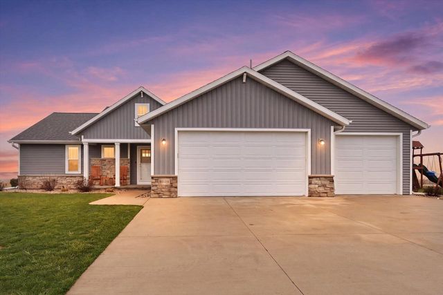 N9376 DUSTY DRIVE, Appleton, WI 54915
