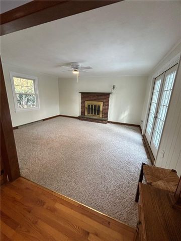 75 Hopeworth Avenue, Bristol, RI 02809