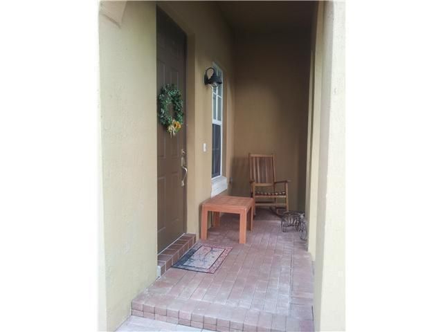 2812 Eagle Rock Circle 906, West Palm Beach, FL 33411