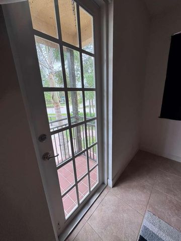 2812 Eagle Rock Circle 906, West Palm Beach, FL 33411