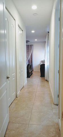 2812 Eagle Rock Circle 906, West Palm Beach, FL 33411