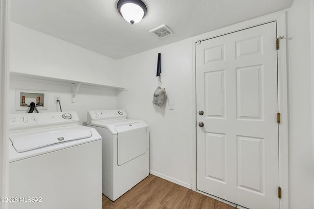 7979 E Maggie Court, Tucson, AZ 85715