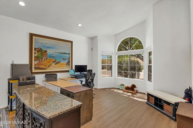 7979 E Maggie Court, Tucson, AZ 85715