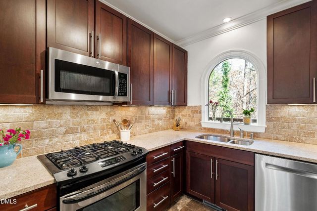 6840 Gloucester Road, Raleigh, NC 27612