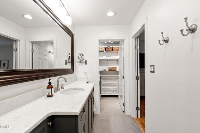 6840 Gloucester Road, Raleigh, NC 27612