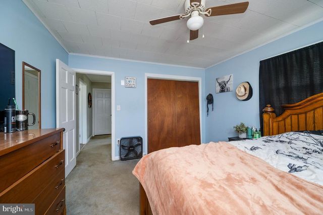 1144 BROWNSVILLE RD, Wernersville, PA 19565