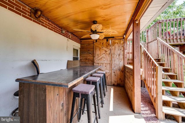 1144 BROWNSVILLE RD, Wernersville, PA 19565