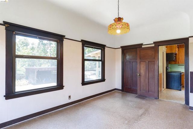 478 Jean St, Oakland, CA 94610