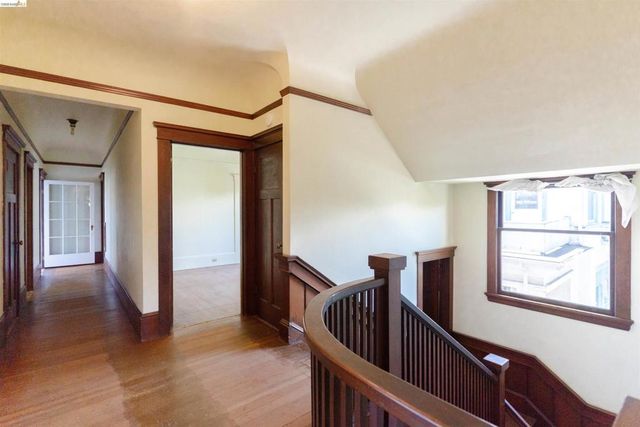 478 Jean St, Oakland, CA 94610