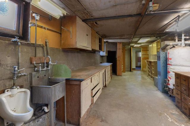 478 Jean St, Oakland, CA 94610
