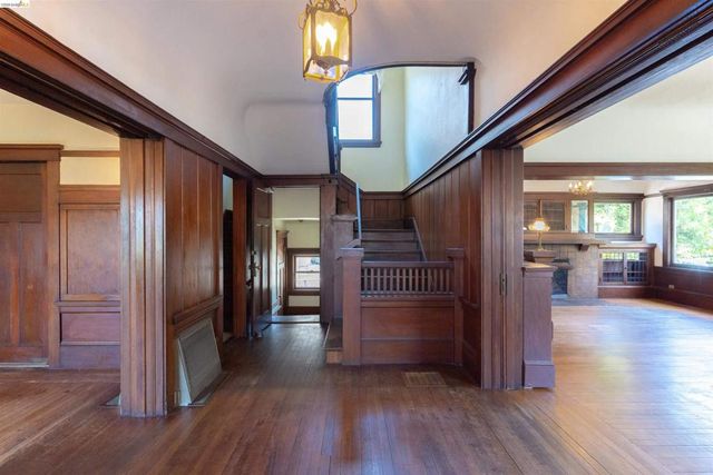 478 Jean St, Oakland, CA 94610