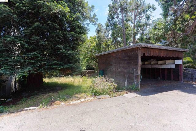 478 Jean St, Oakland, CA 94610