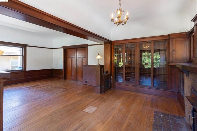 478 Jean St, Oakland, CA 94610