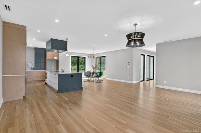 4 Warwick Isle Boulevard, Pine Island, NY 10969