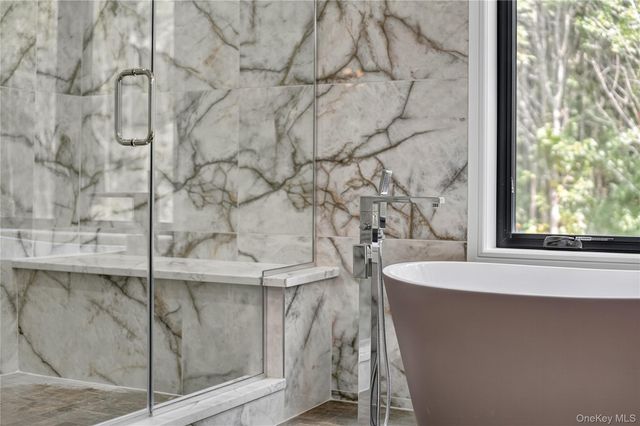 4 Warwick Isle Boulevard, Pine Island, NY 10969