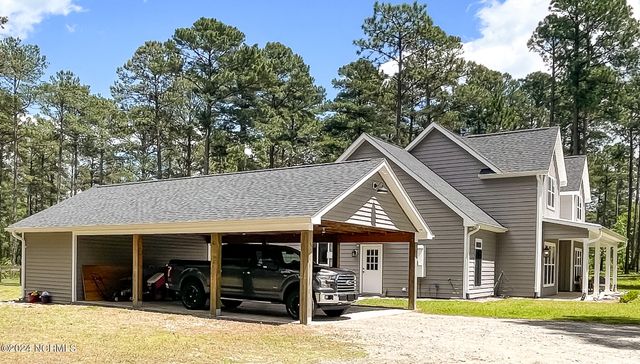 1005 Youngs Road, Vass, NC 28394