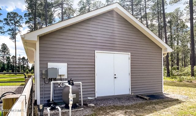 1005 Youngs Road, Vass, NC 28394