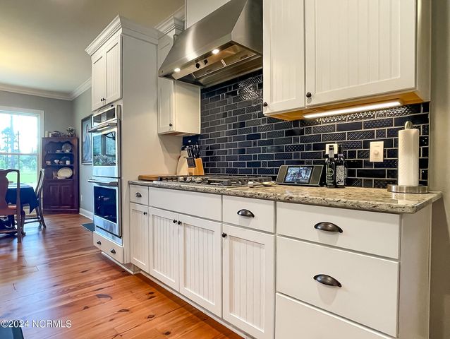 1005 Youngs Road, Vass, NC 28394