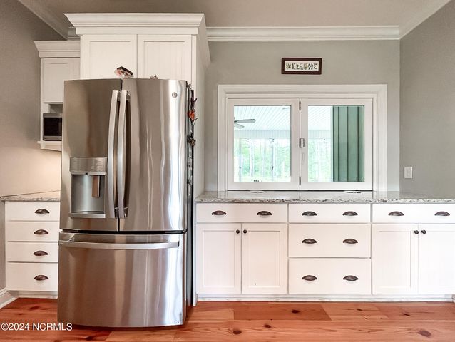 1005 Youngs Road, Vass, NC 28394