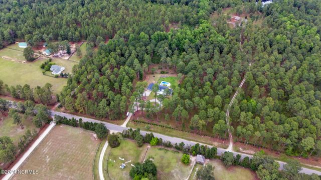 1005 Youngs Road, Vass, NC 28394