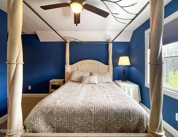 1005 Youngs Road, Vass, NC 28394