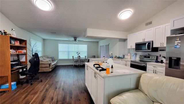 7051 WENTWORTH WAY, New Port Richey, FL 34655