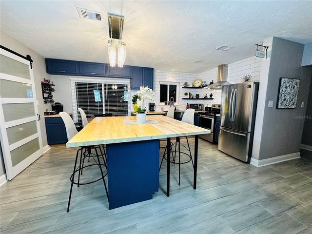1446 NE 22ND AVENUE, Gainesville, FL 32609