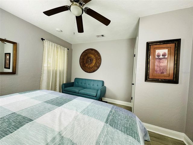 1446 NE 22ND AVENUE, Gainesville, FL 32609