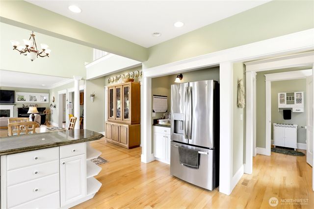 5377 E Blaisdell Lane, Port Orchard, WA 98366