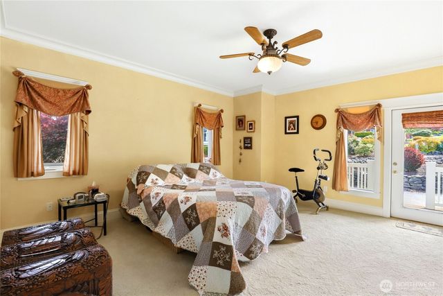 5377 E Blaisdell Lane, Port Orchard, WA 98366