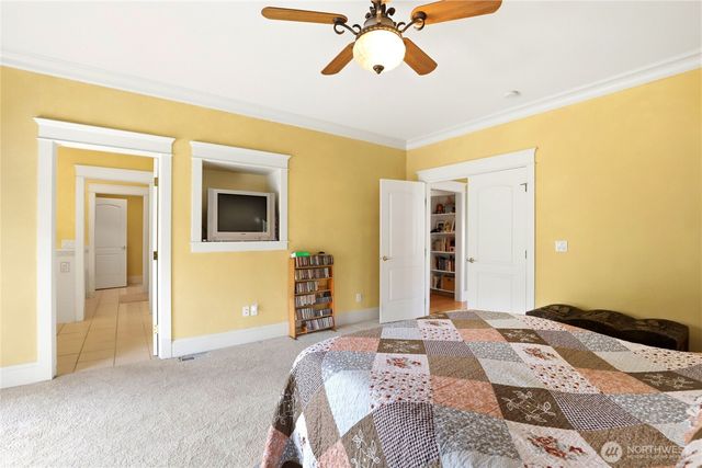5377 E Blaisdell Lane, Port Orchard, WA 98366