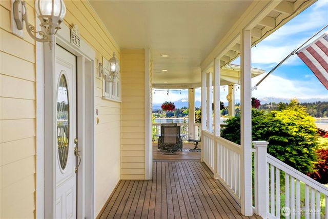 5377 E Blaisdell Lane, Port Orchard, WA 98366
