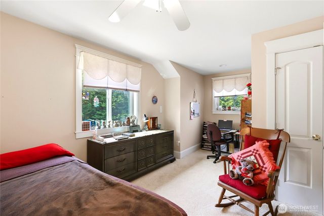 5377 E Blaisdell Lane, Port Orchard, WA 98366
