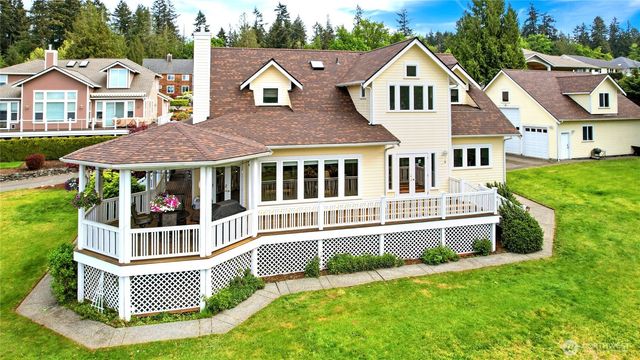 5377 E Blaisdell Lane, Port Orchard, WA 98366