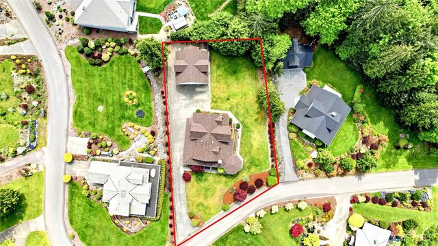 5377 E Blaisdell Lane, Port Orchard, WA 98366