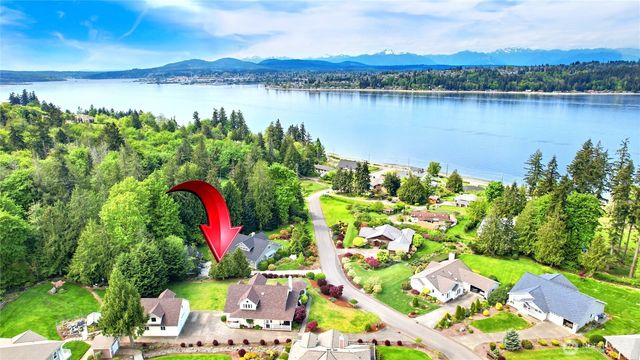 5377 E Blaisdell Lane, Port Orchard, WA 98366